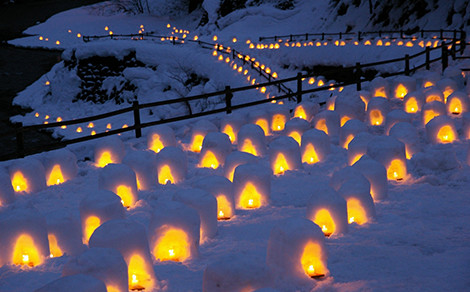 湯西川温泉 かまくら祭